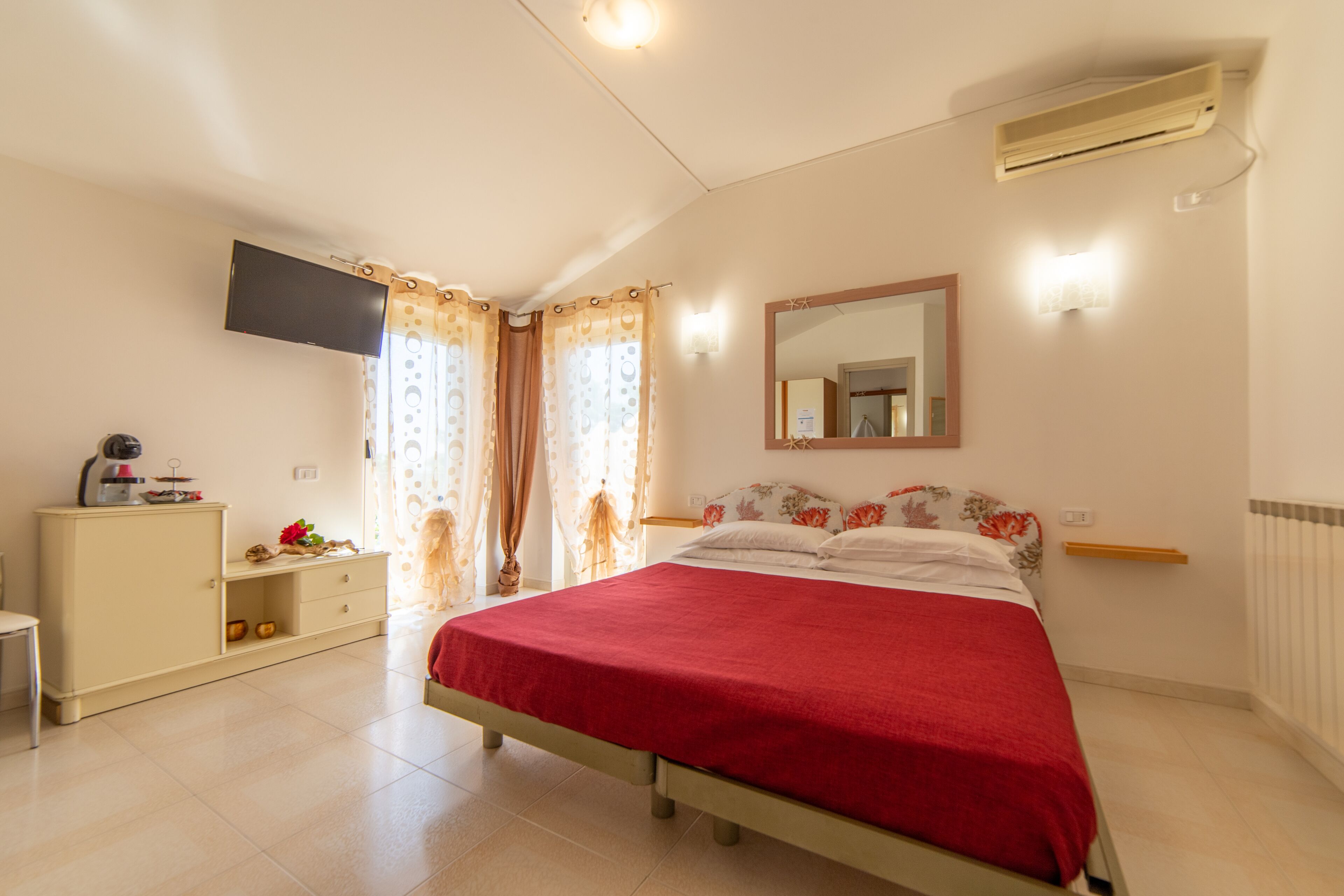 2 camere, Wi-Fi gratuito