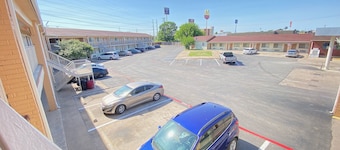 Great Western Inn & Suites - Saginaw