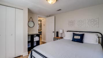 3 bedrooms, iron/ironing board, travel crib, free WiFi