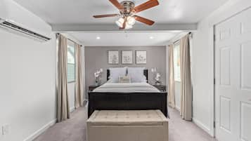 3 bedrooms, in-room safe, desk, iron/ironing board