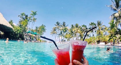 Oceanview’s with Buggy & Transfers by Compass 10