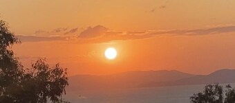 Oceanview’s with Buggy & Transfers by Compass 10