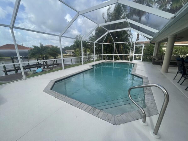Outdoor pool, a heated pool