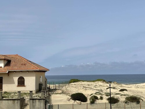 On the seafront, 1-star apartment for 6 people in Mimizan Plage Nord