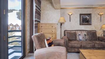 スマートテレビ、暖炉