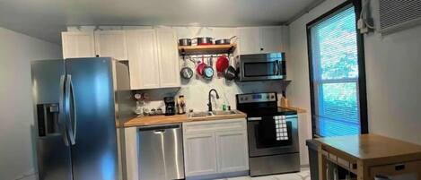 ميكروويف، فرن، موقد طهي مسطح، غسالة أطباق