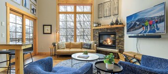 Alpen Glow Row House 5 | Steps To Shops & Dining | Downtown Steamboat