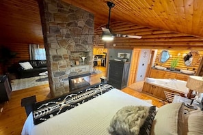 1 camera, ferro/asse da stiro, Wi-Fi gratuito, lenzuola