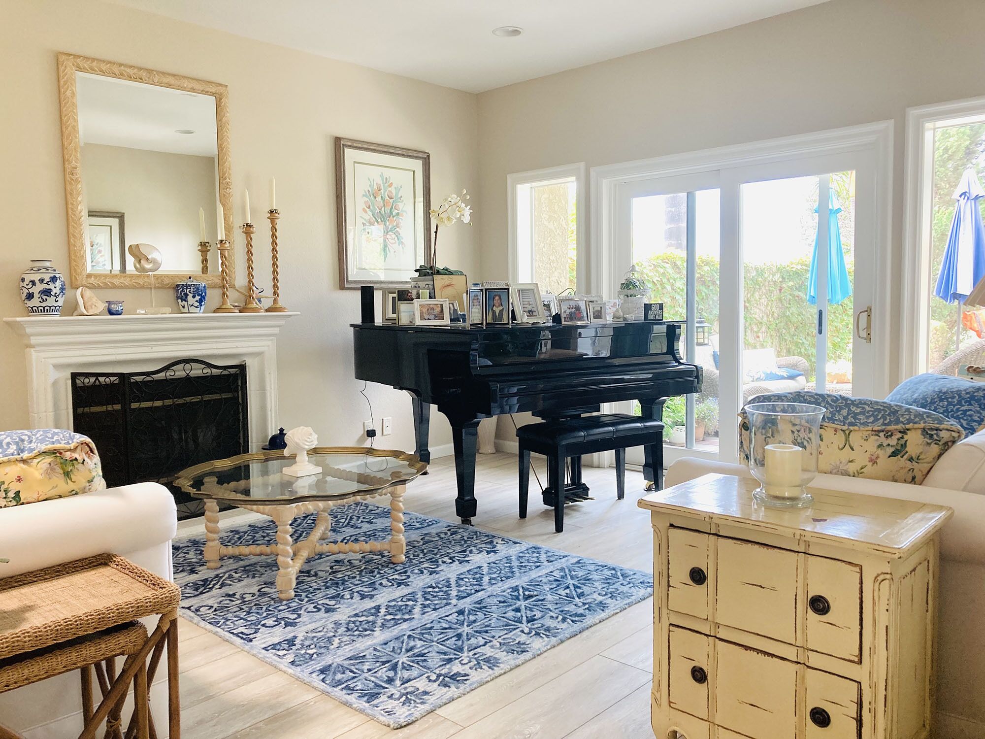 Clean, Modern Home with Ocean Views, 5 Minutes from Beaches & Trails