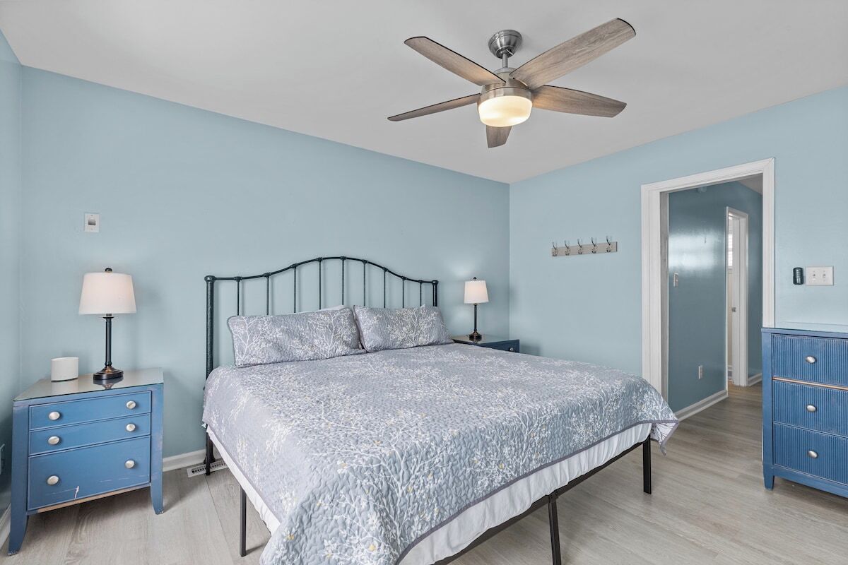 5 bedrooms, iron/ironing board, travel crib, WiFi