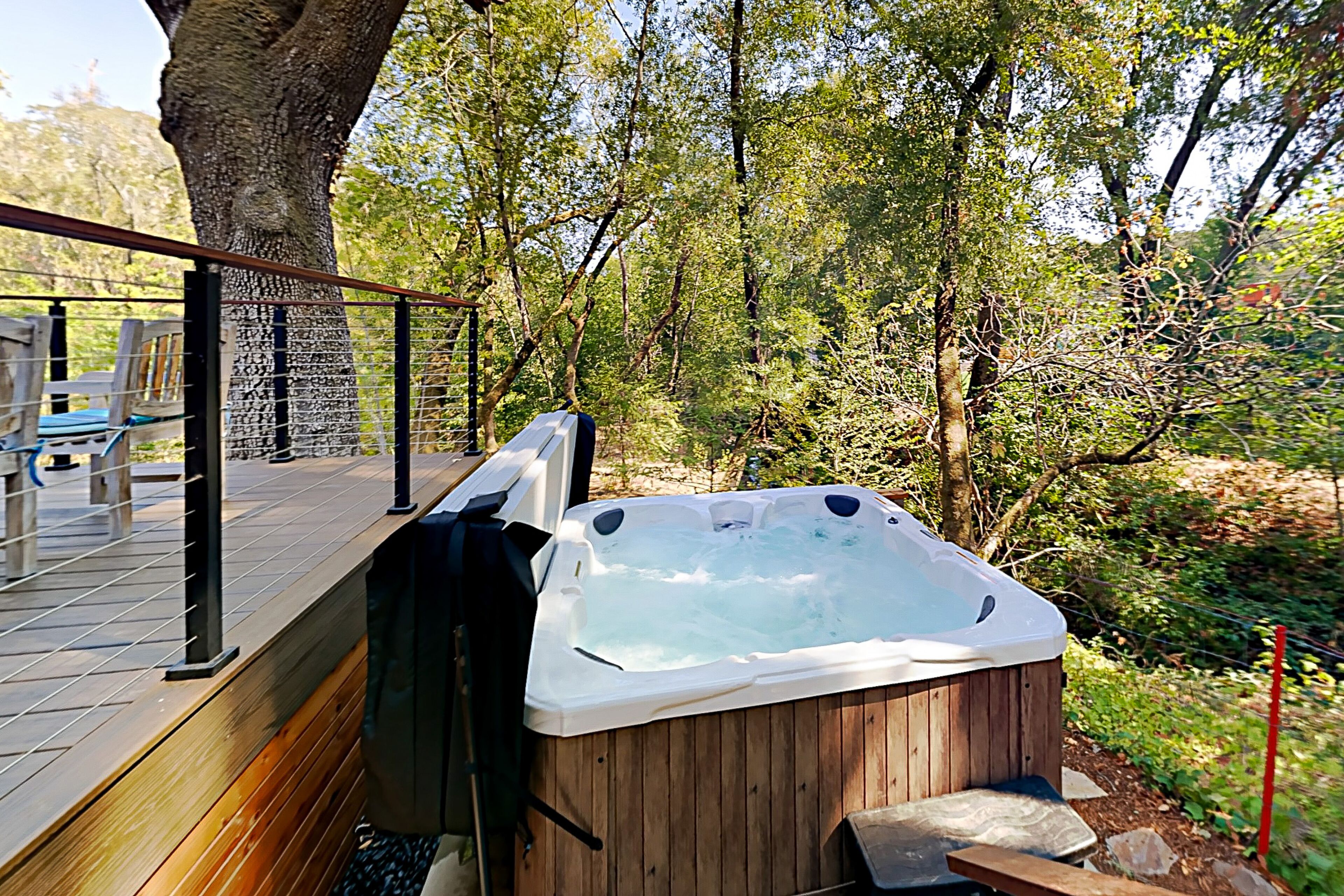 Outdoor spa tub