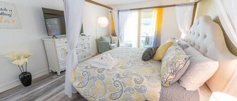 3 chambres, bureau, fer et planche Ă repasser, accĂšs au Wi-Fi (inclus)