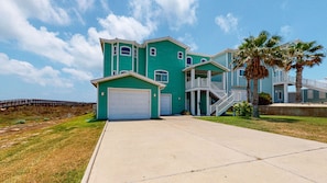 Exterior - Ocean View, Elevator, Golf Cart Included, Shared Pool, Boardwalk to Beach (Port Aransas)
