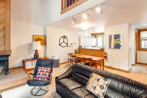 TV, fireplace, DVD player, foosball