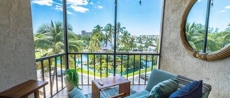 リビング エリア