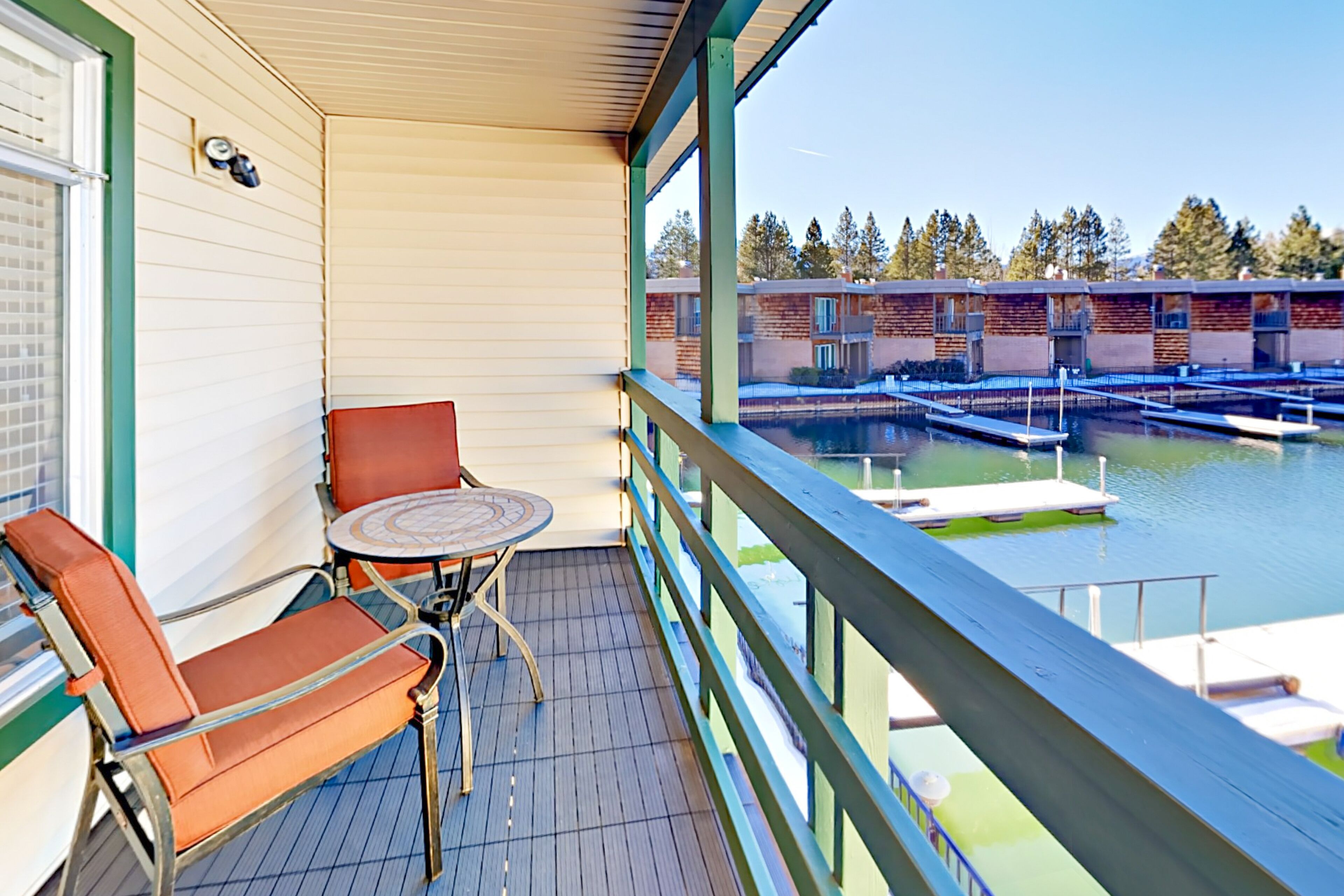 Waterfront Condo - Close to Camp Richardson & Heavenly
