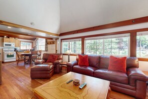 Télévision, lecteur de DVD, vidéothèque