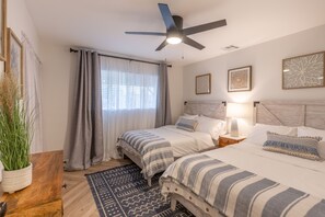 3 bedrooms, desk, iron/ironing board, travel cot