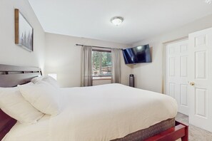 3 Schlafzimmer, Bügeleisen/Bügelbrett, WLAN, Bettwäsche