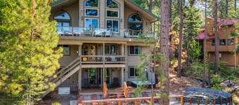 Donner Lake mountain-view delight - multi-level deck & private hot tub views