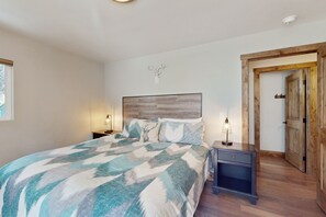 3 chambres, fer et planche à repasser, accès à Internet, literie fournie