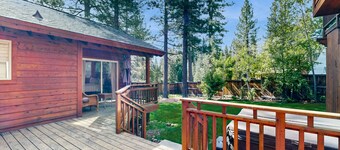 Lake Tahoe Cabin with Hot Tub, Private Studio & Yard - Near Resorts