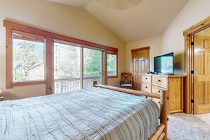 3 bedrooms, WiFi, bed sheets