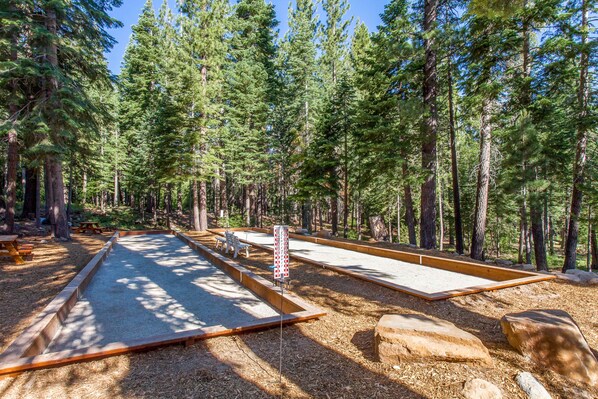 Property grounds - All-Season Getaway | Rec Center with Pools, Hot Tub, Tennis | 1 Mile to Lifts (Truckee)