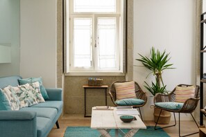 电视、壁炉、立体声音响