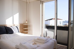 3 Schlafzimmer, Bügeleisen/Bügelbrett, WLAN, Bettwäsche