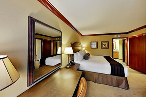 1 quarto, escrivaninha, Wi-Fi, roupa de cama