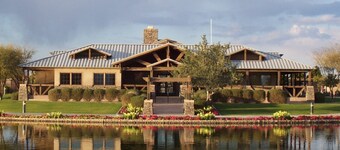 IDEAL LOCATION Siding a Park and Near Community Pools & Golf Course!