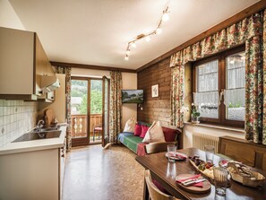 Interior - Holiday Home 'Haus Wolfbachgut' with Mountain View, Balconies & Wi-Fi (Taxenbach)