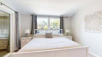 3 bedrooms, WiFi, bed sheets