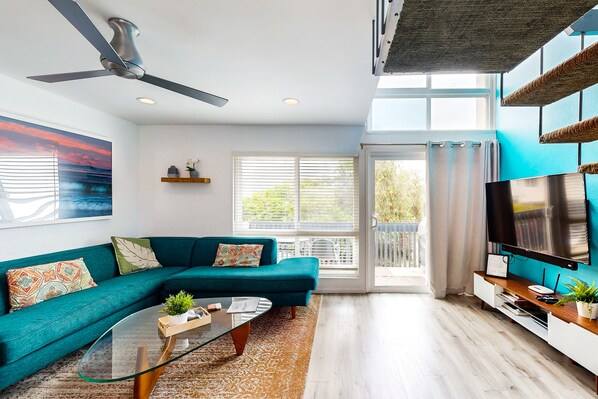 Televisión, videojuegos, reproductor de DVD y libros 