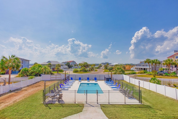 Huge backyard with an extra long driveway to store your campers, trailers, RV's