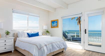 Stunning oceanfront view in every room, steps to beach, 15 mins to Santa Barbara