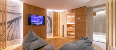 Silitysrauta/-lauta, ilmainen Wi-Fi, vuodevaatteet