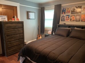 Signature Double Room, Shared Bathroom | Free WiFi, bed sheets