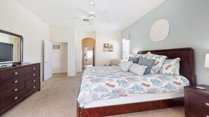 5 Schlafzimmer, Bügeleisen/Bügelbrett, WLAN, Bettwäsche