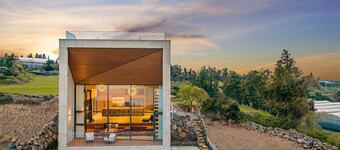 โรงแรมเจจู เดอะมูน พูลวิลล่า