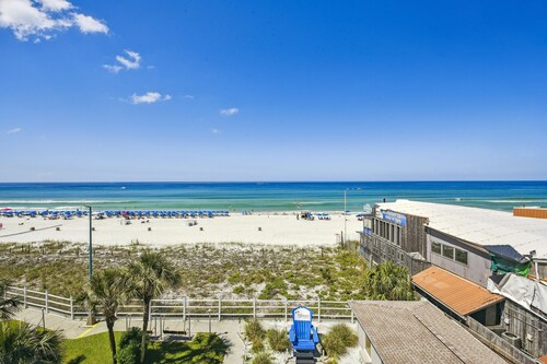 5th Floor Convenience! Free Activities! Summer Deals!