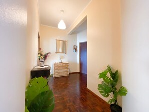 Interior - Central Apartment Near the Beaches (Lagos)