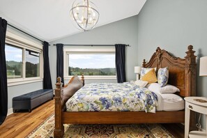 Unclassified image, 4 of 39, button - Picturesque Retreat On 80 Acres of Organic Farmland, Farm Animals Galore In Middle of Wine Country (Yamhill)