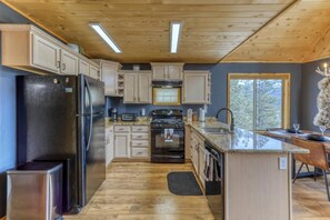Fridge, microwave, dishwasher, coffee/tea maker