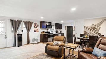 Smart TV, books, computer monitors