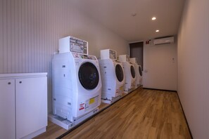 Laundry room - HOTEL R9 The Yard Uruma (Uruma)