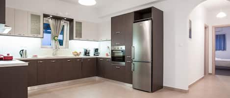 Fridge, microwave, oven, dishwasher