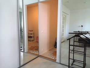 Penthouse | 1 slaapkamer, verduisterende gordijnen, geluiddichte muren