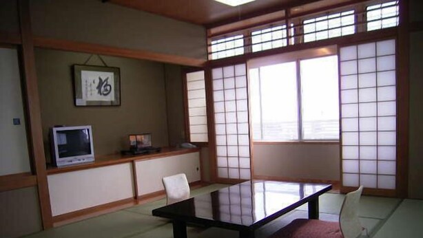 Unclassified image, 1 of 3, button - Ryori Ryokan Kanetomo (Echizen)